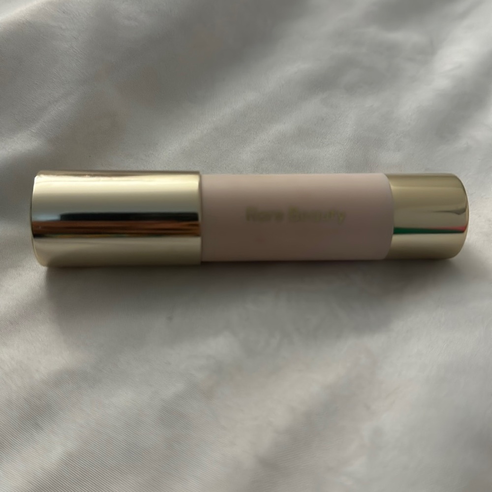 Rare beauty bronzer stick in Happy Sol